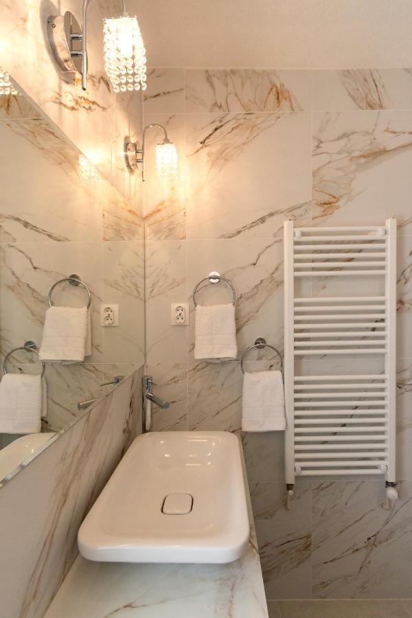 Ines Apartments Ohrid Exterior photo